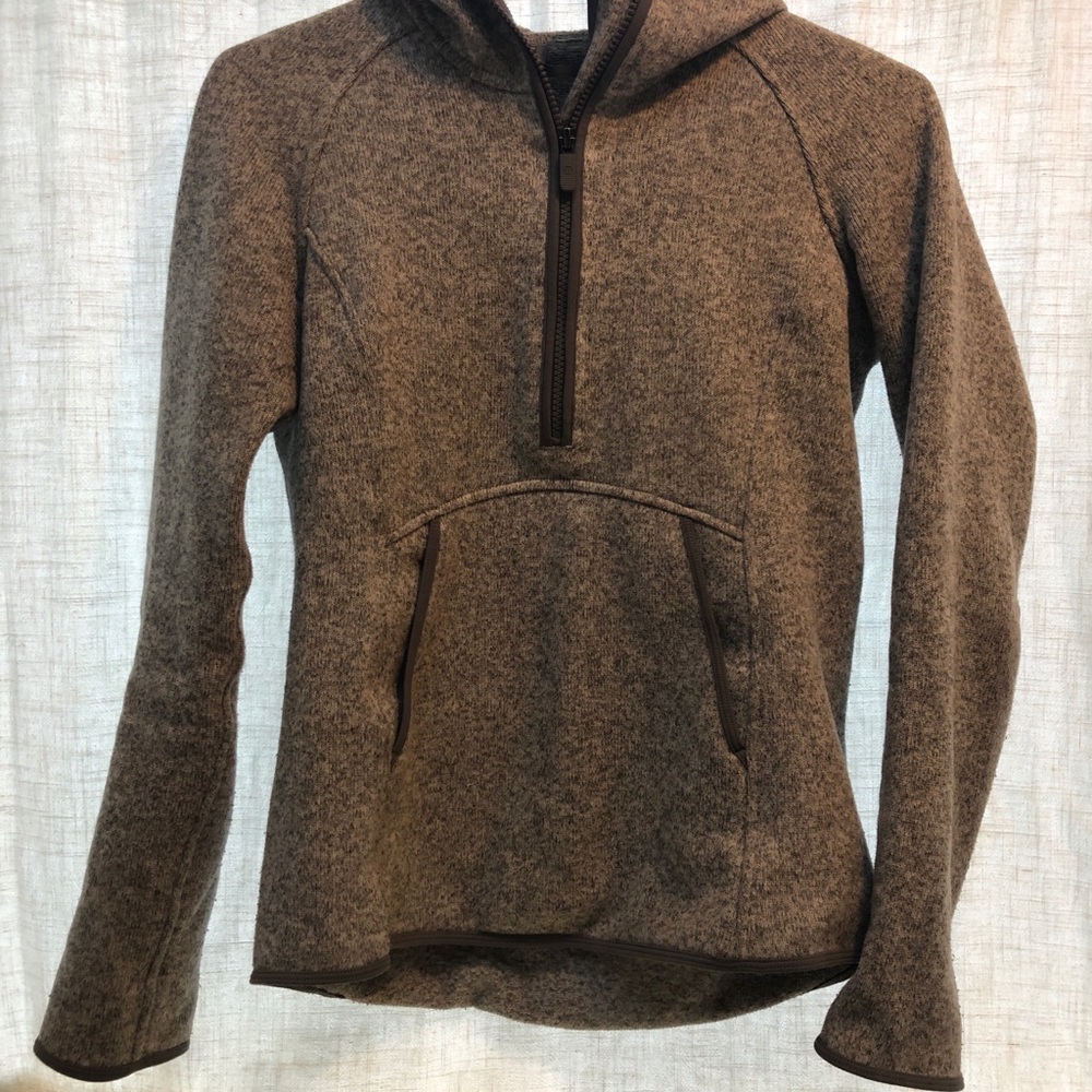 Lululemon Fleece hoodie - Heather Grey warm cozy! ❄️🌨